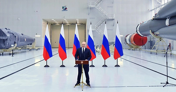 Putin Says Russia Is Going Back To the Moon