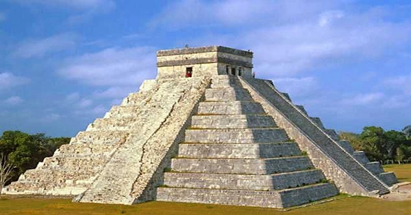 How many years did it take to build the Aztec temple?